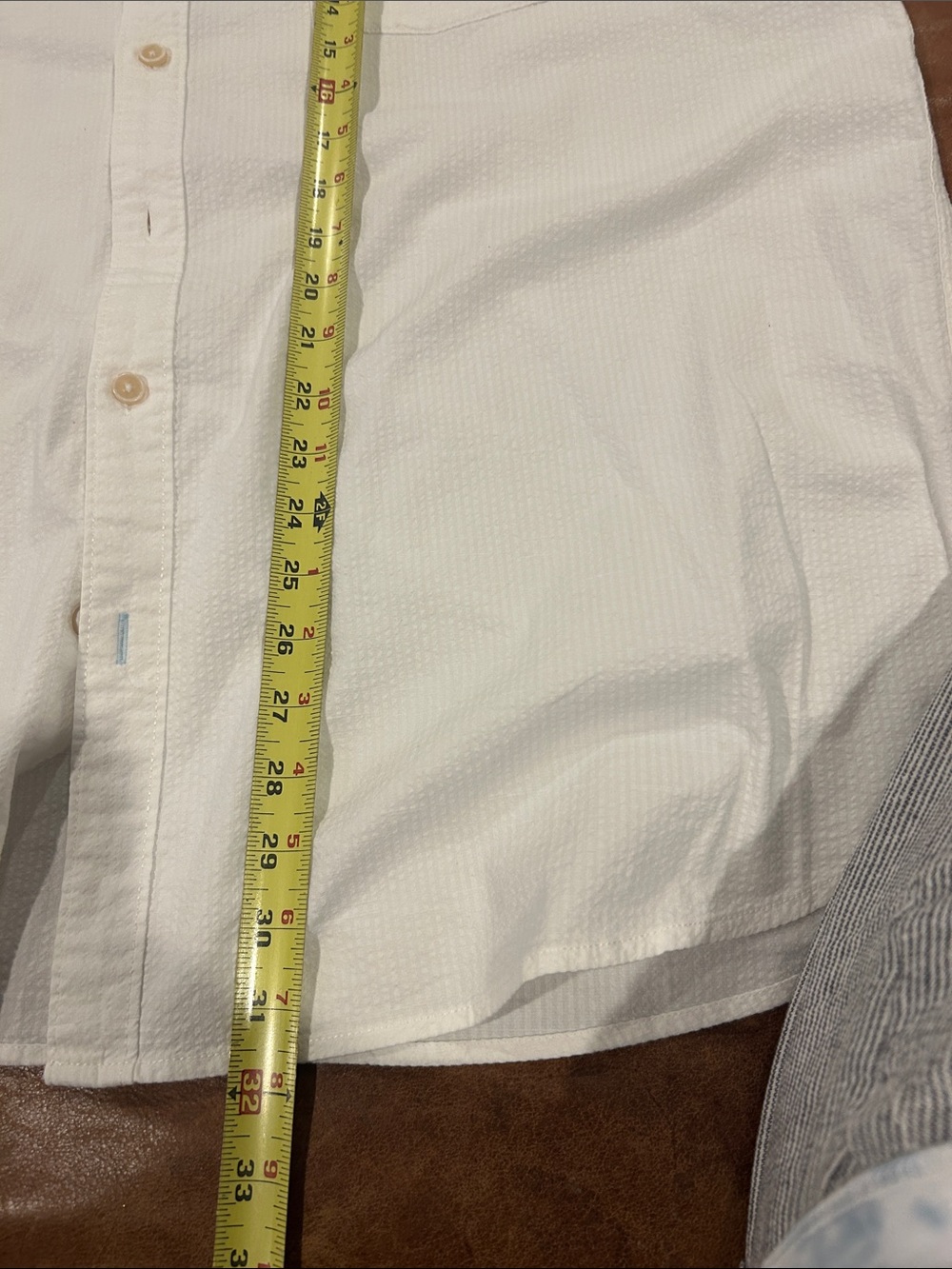 Tommy Bahama White Short-Sleeve Button-Down Shirt - Picture 6 of 6